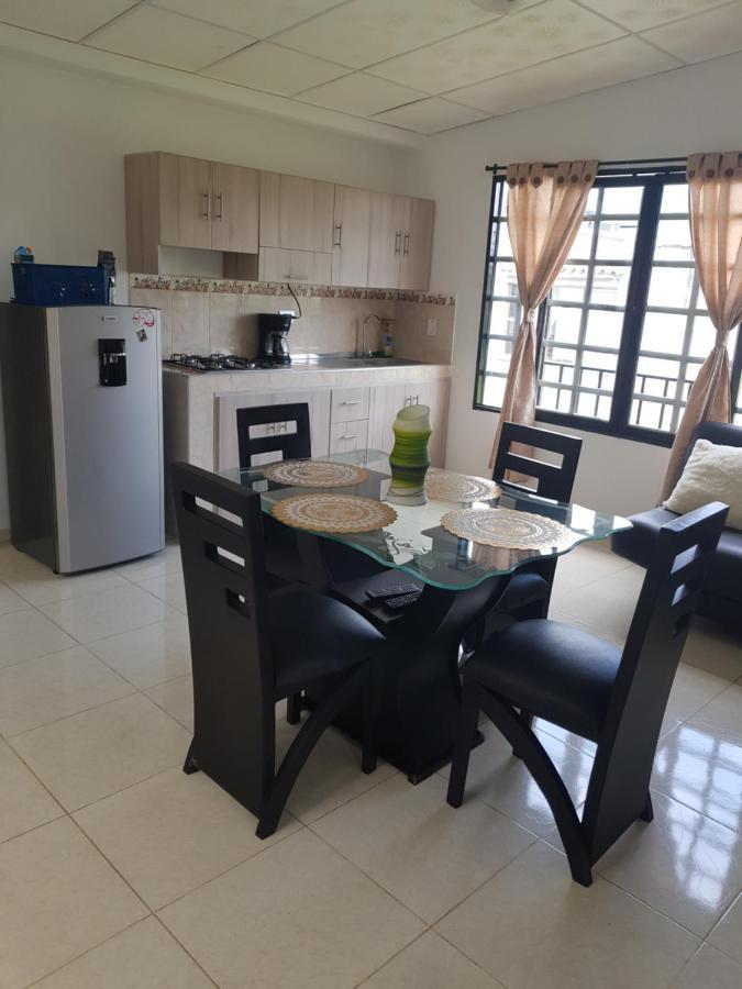 Apartamentos Williams سانتا روزا دي كابال المظهر الخارجي الصورة